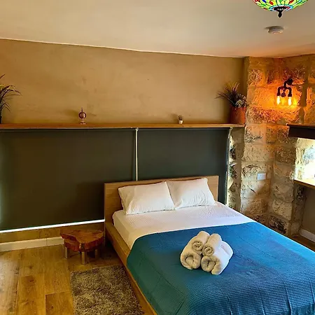 Boutique Apartment In Heart Of Haifa Exterior photo