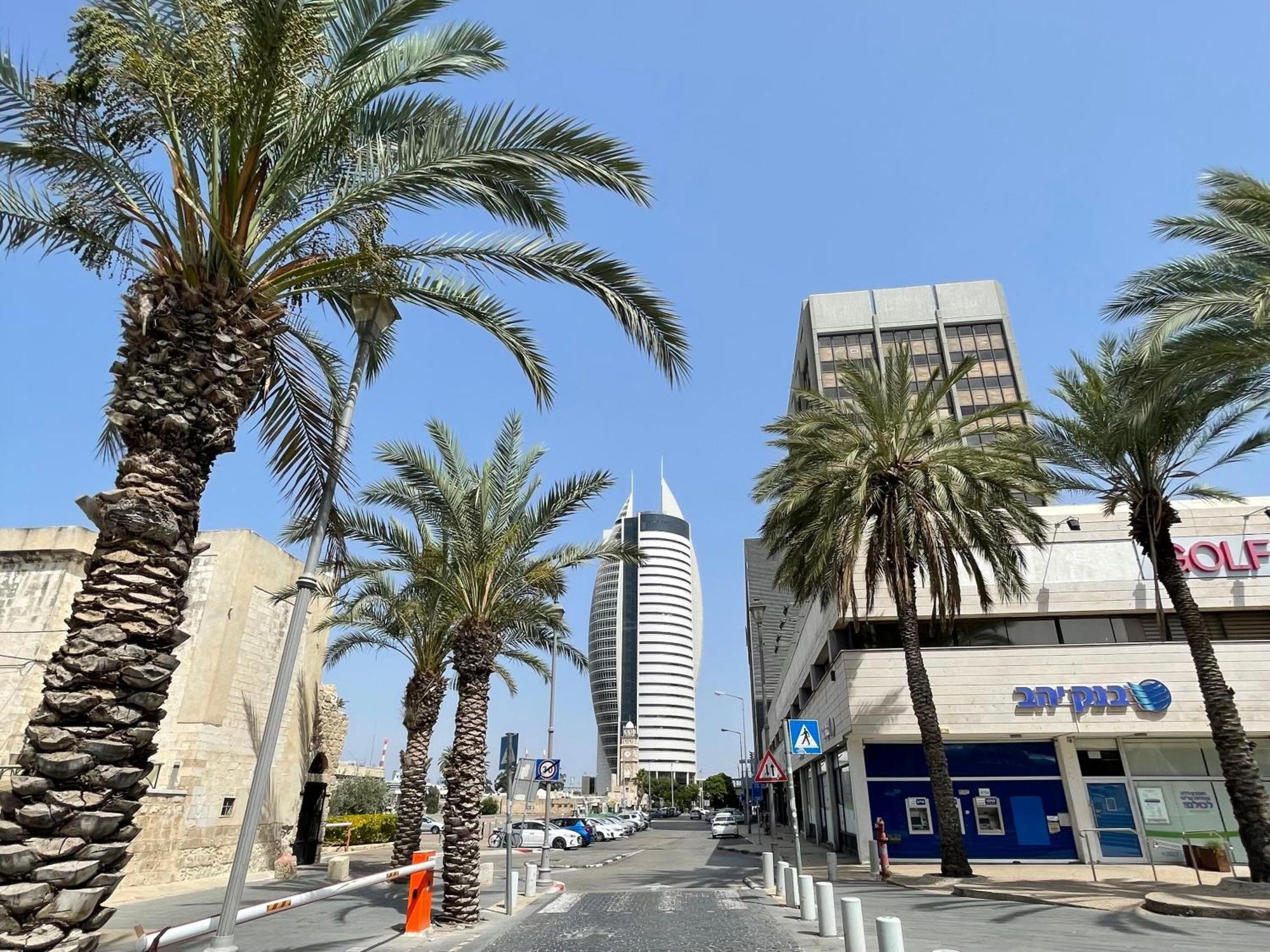 Boutique In Heart Of Apartment Haifa